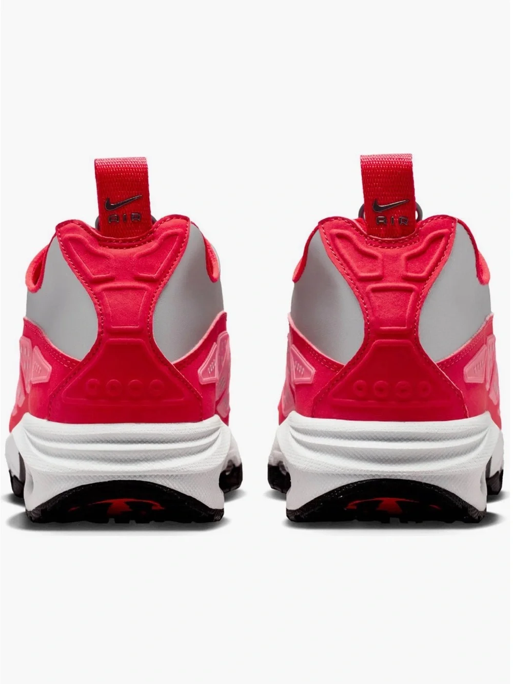 Nike Air Max SNDR Sneakers